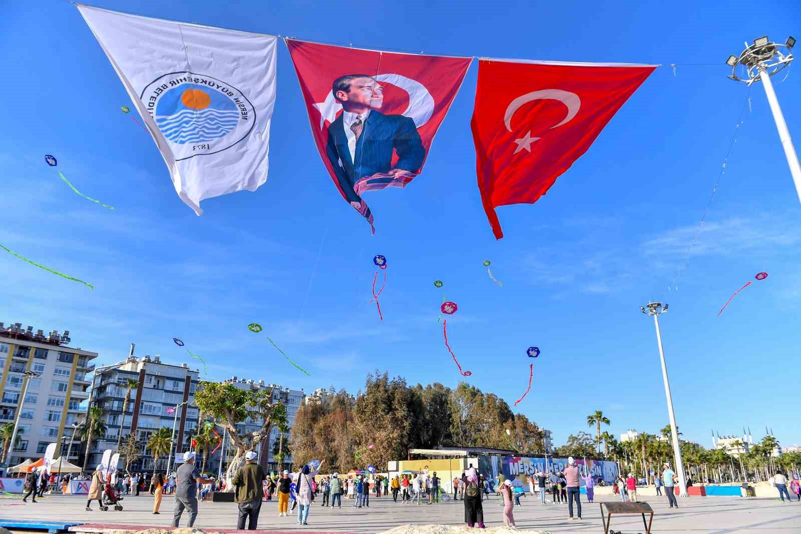 MERSİN BÜYÜKŞEHİR BELEDİYESİ, 10-16 MAYIS ENGELLİLER HAFTASI DOLAYISIYLA ‘ENGELLERİ UÇURUYORUZ