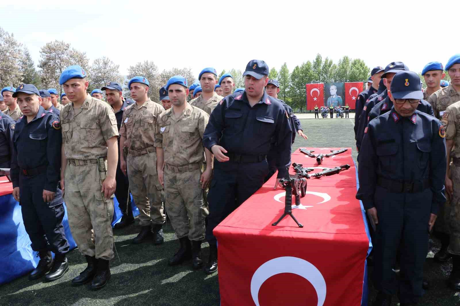 KARABÜK’TE 41 ENGELLİ ASKERLİK YAPMANIN HEYECANINI YAŞADI.