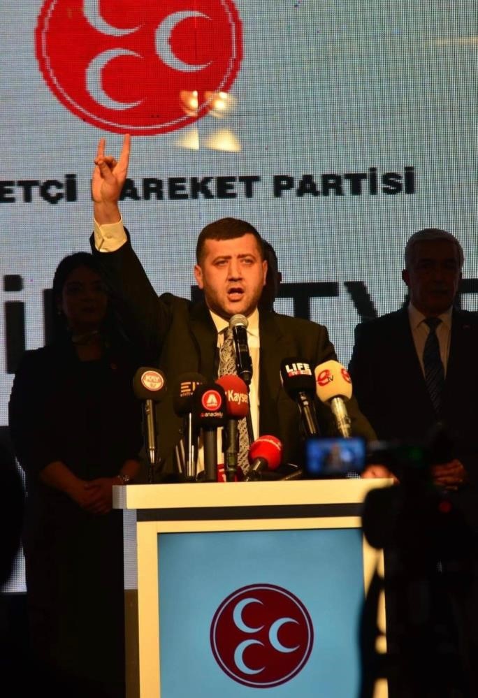 KESİN OLMAYAN SONUÇLARA GÖRE YENİDEN MİLLETVEKİLİ SEÇİLEN MHP’Lİ BAKİ ERSOY,