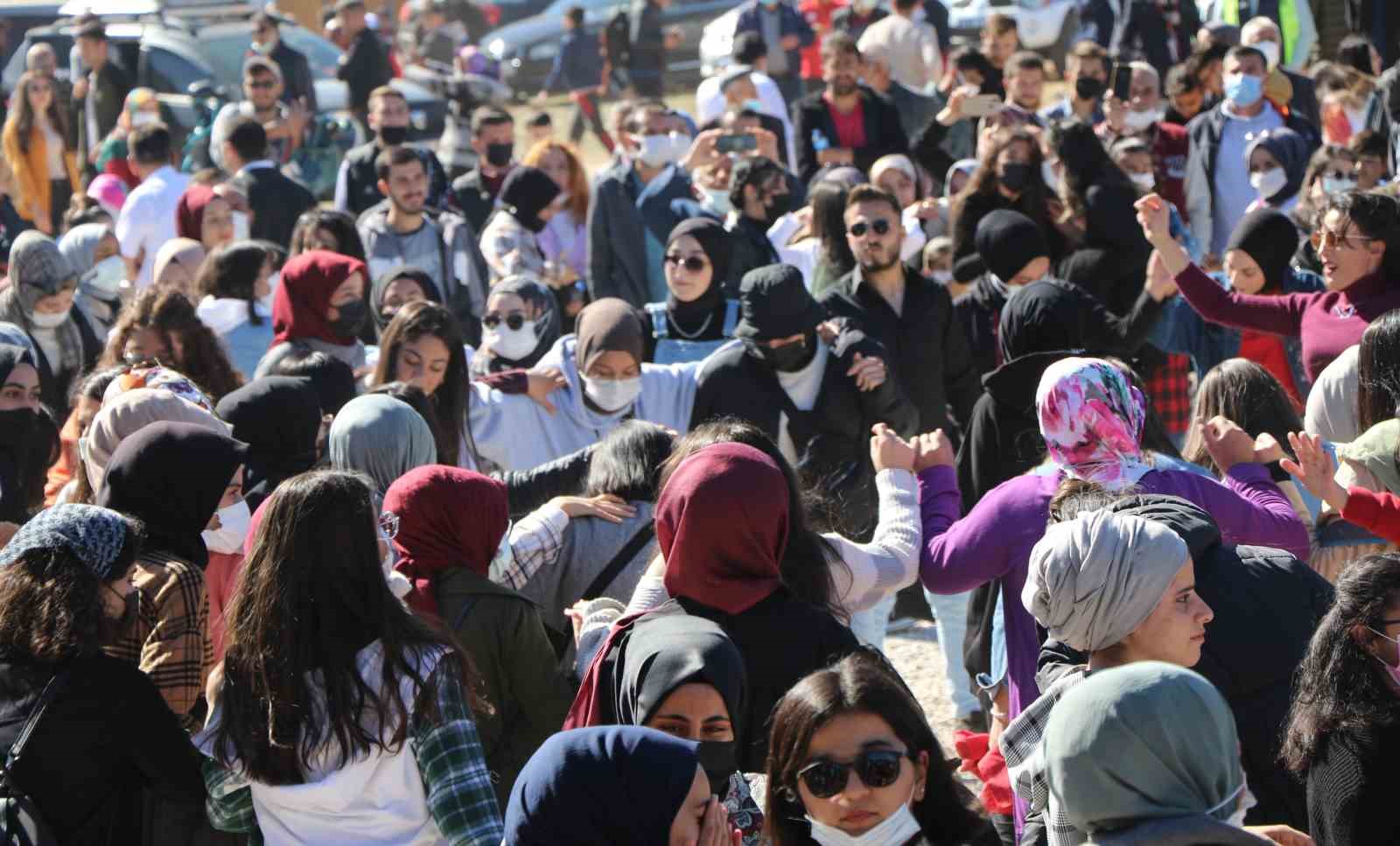 ERZİNCAN'DA GENÇ NÜFUSUN TOPLAM NÜFUS İÇİNDEKİ ORANI 16,8 OLDU