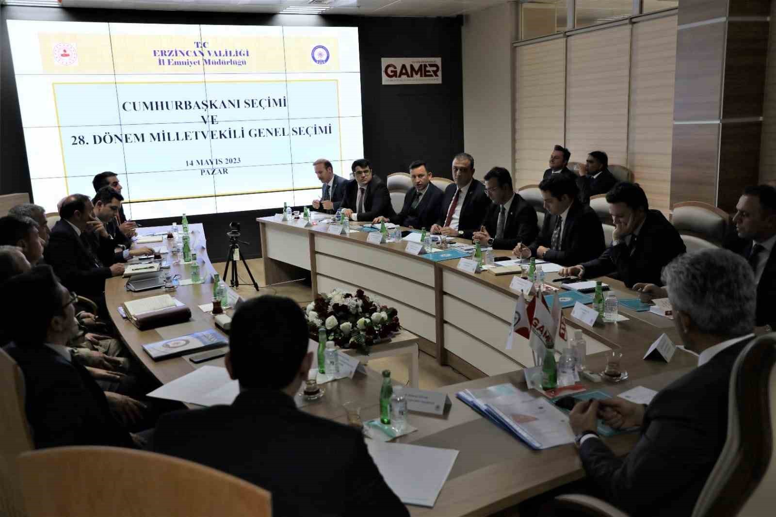 ERZİNCAN’DA SEÇİM GÜVENLİĞİ TOPLANTISI YAPILDI