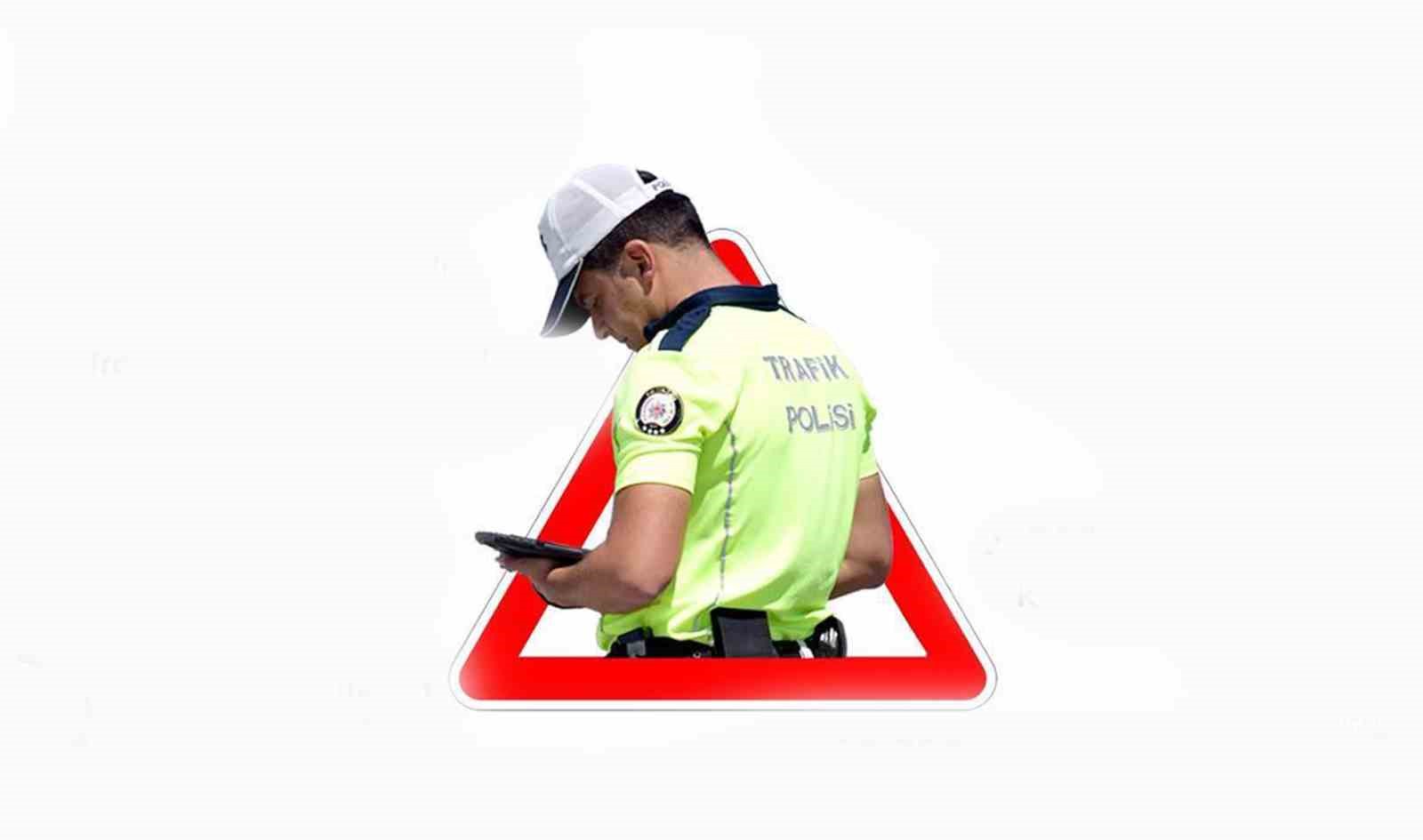 ERZİNCAN’DA TRAFİK KURALLARINA UYMAYANLARA CEZA YAĞDI