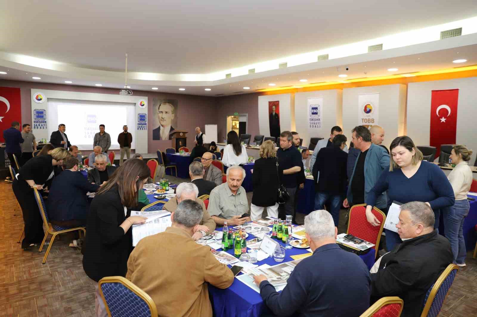 ESKİŞEHİR MOBİLYA SEKTÖRÜ, ULUSLARARASI MÜŞTERİLERLE ESKİŞEHİR SANAYİ ODASI’NDA BİR ARAYA