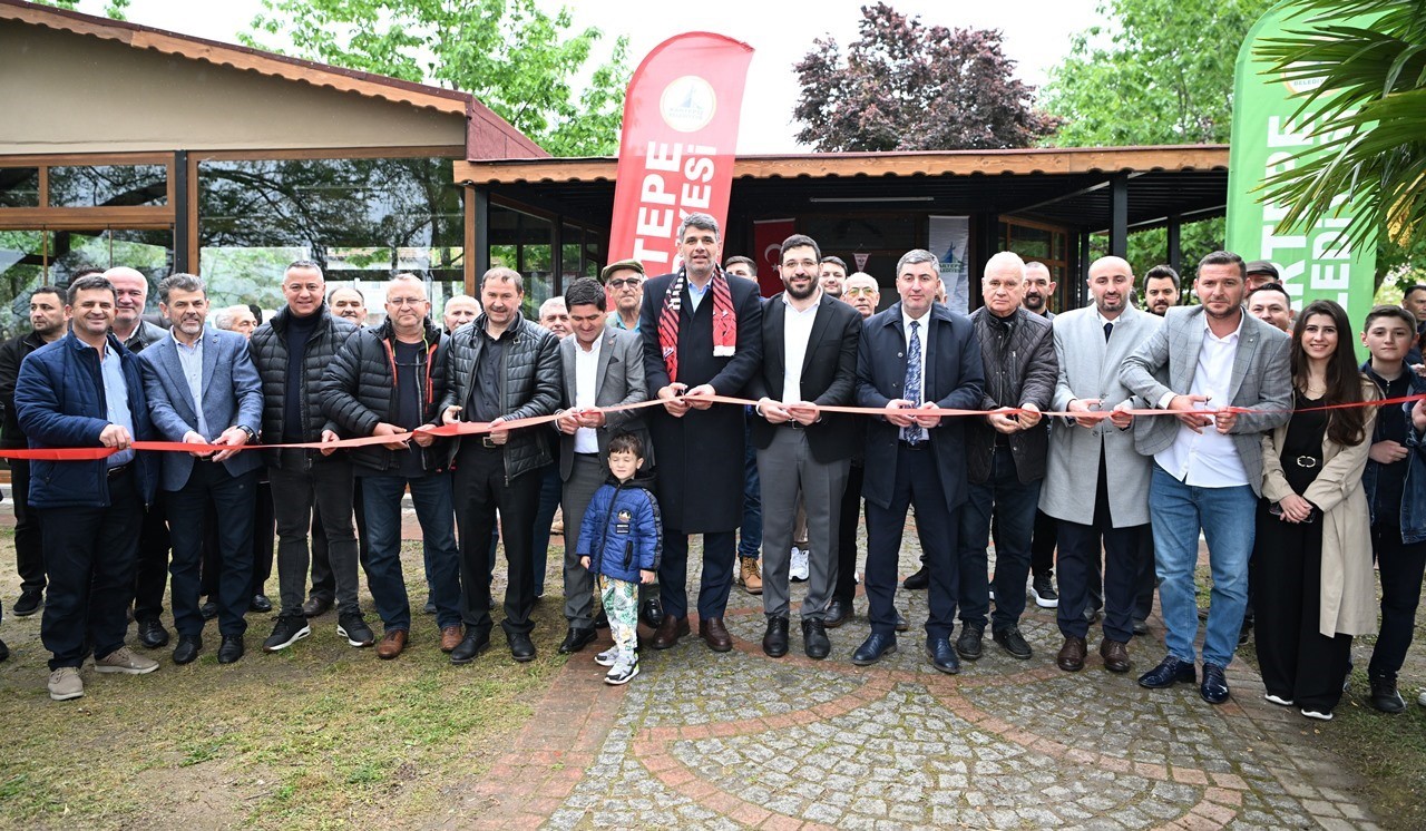 KARTEPE BELEDİYESİ'NİN DESTEĞİYLE YAPIMI TAMAMLANAN EŞMESPOR SOSYAL TESİSLERİ DÜZENLENEN TÖRENLE