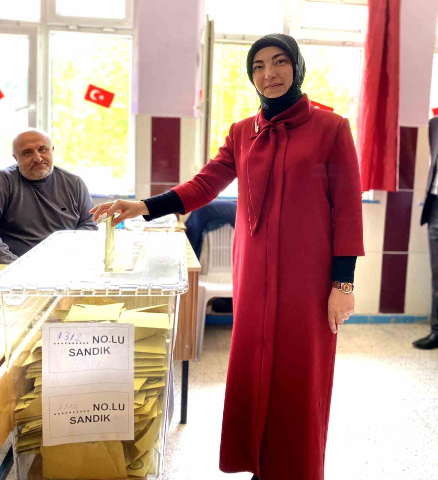 ESRA ÖZBEK BALCI