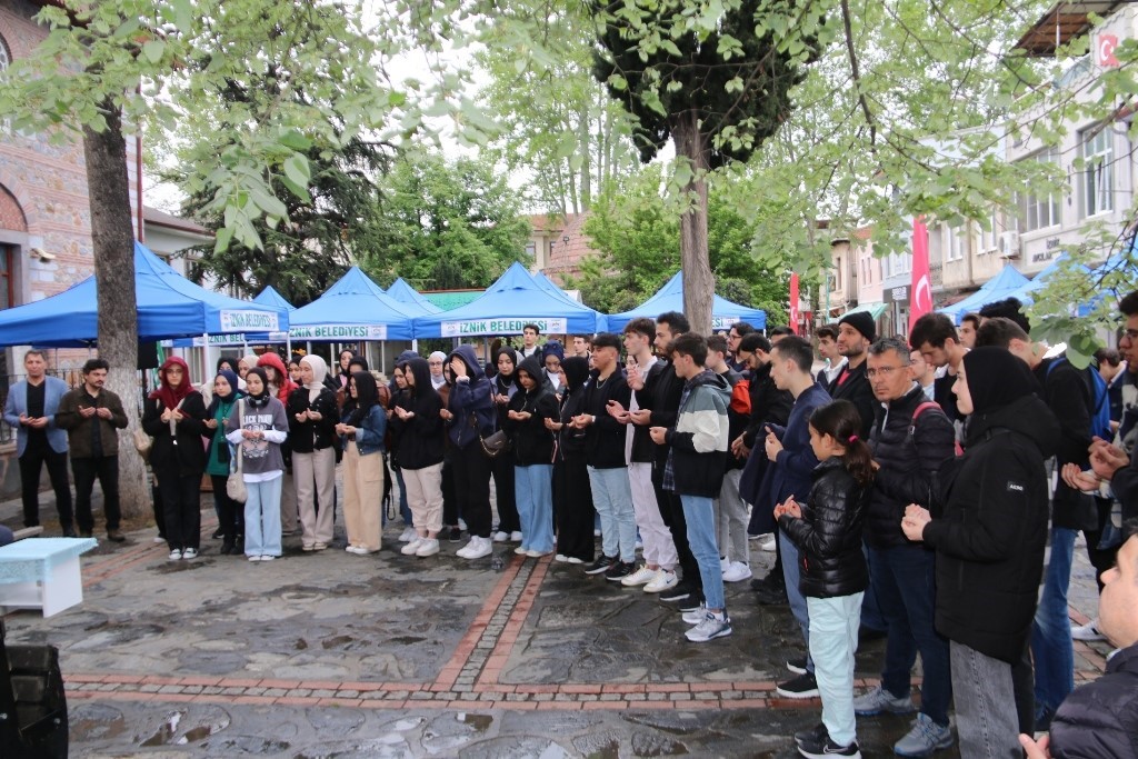 BURSA’NIN İZNİK İLÇESİNDE, BÜYÜK ALİM VE MUTASAVVIF EŞREFOĞLU RUMÎ HAZRETLERİ,