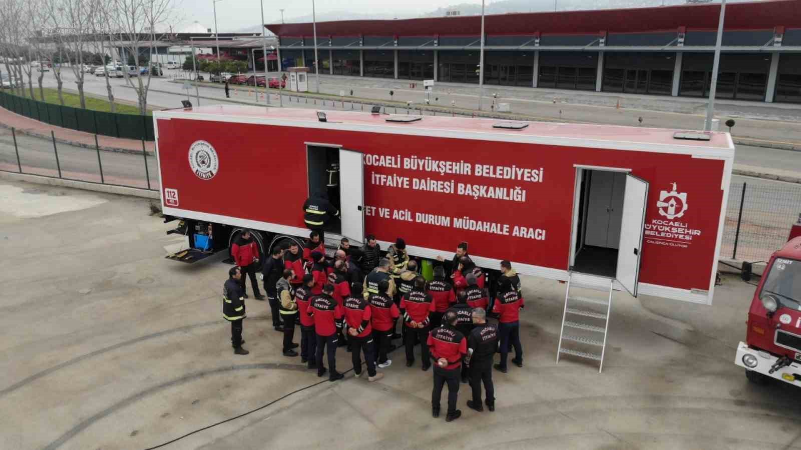 KOCAELİ'DE OLAY YERİNDE ETKİN MÜDAHALE YÖNTEMLERİNİN SERGİLENMESİ VE ZAMAN KAYIPLARININ