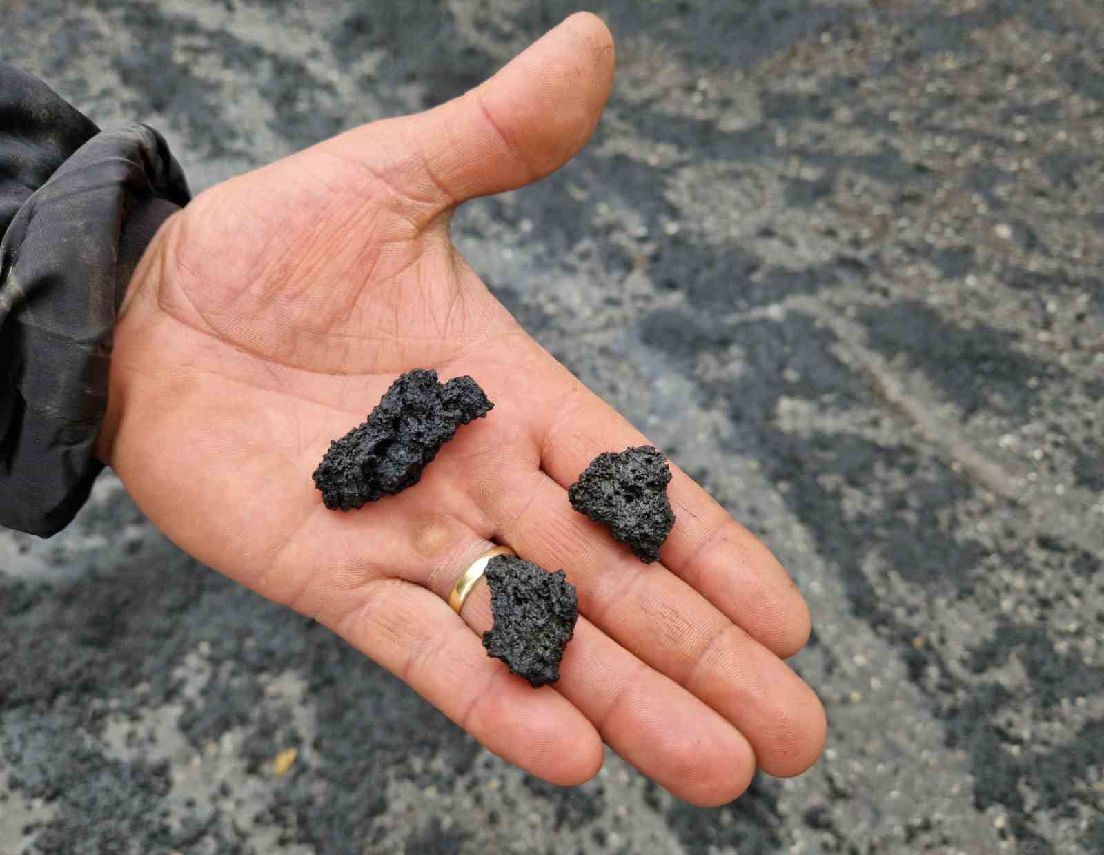 İTALYA'NIN SİCİLYA ADASI'NDA BULUNAN ETNA YANARDAĞI'NIN YENİDEN FAALİYETE GEÇEREK LAV
