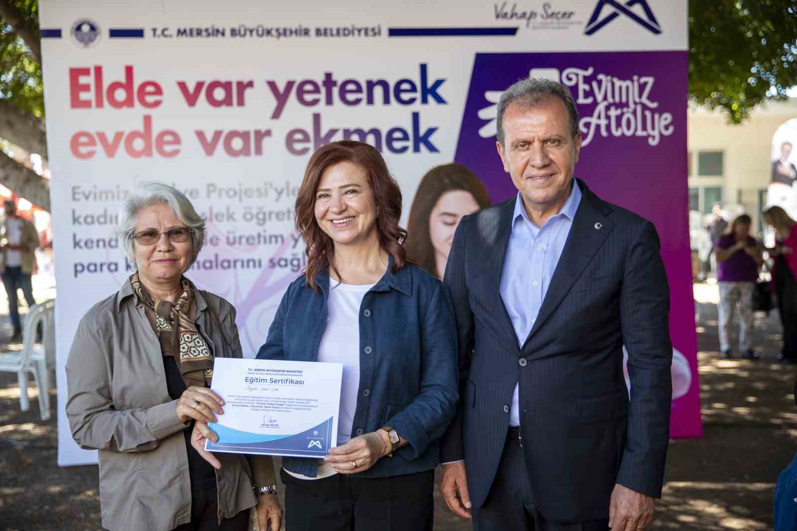 MERSİN BÜYÜKŞEHİR BELEDİYE BAŞKANI VAHAP SEÇER, BÜYÜKŞEHİR’İN KADIN EMEĞİNİ ORTAYA