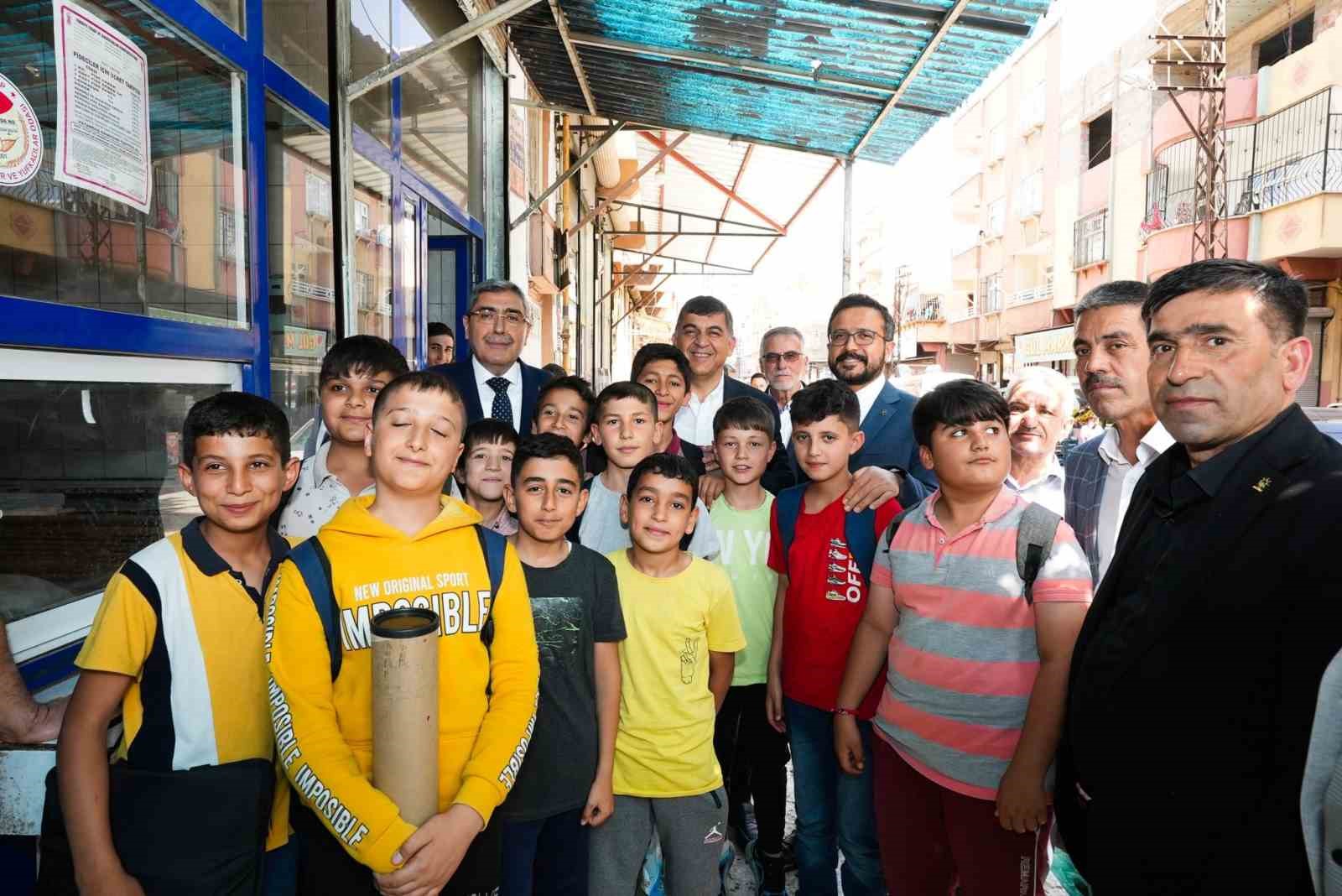 ŞEHİTKAMİL BELEDİYE BAŞKANI RIDVAN FADILOĞLU, 29 EKİM MAHALLESİ SINIRLARI İÇERİSİNDE