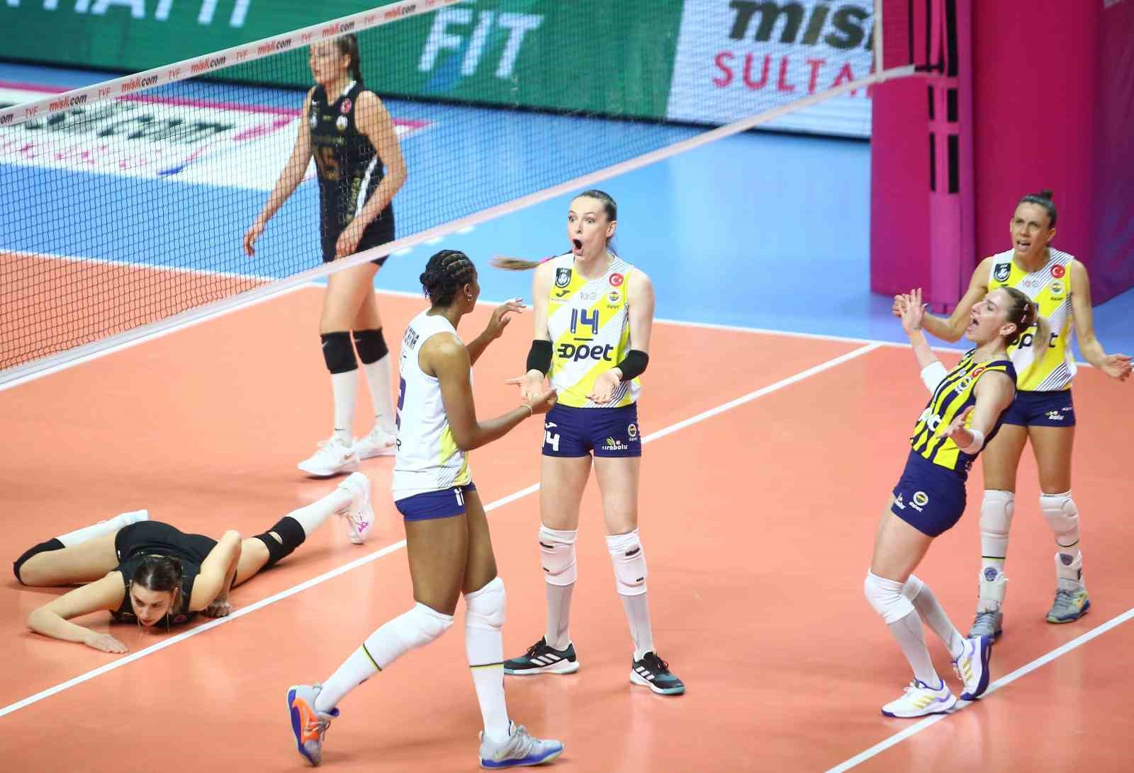 MİSLİ.COM SULTANLAR LİGİ PLAY-OFF SERİSİ İLK MAÇINDA FENERBAHÇE OPET, KONUK