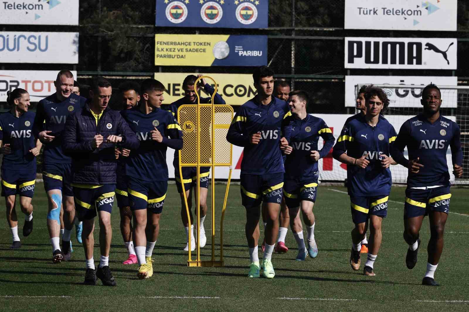 FENERBAHÇE, 3 MAYIS ÇARŞAMBA AKŞAMI DEPLASMANDA DG SİVASSPOR İLE OYNAYACAĞI