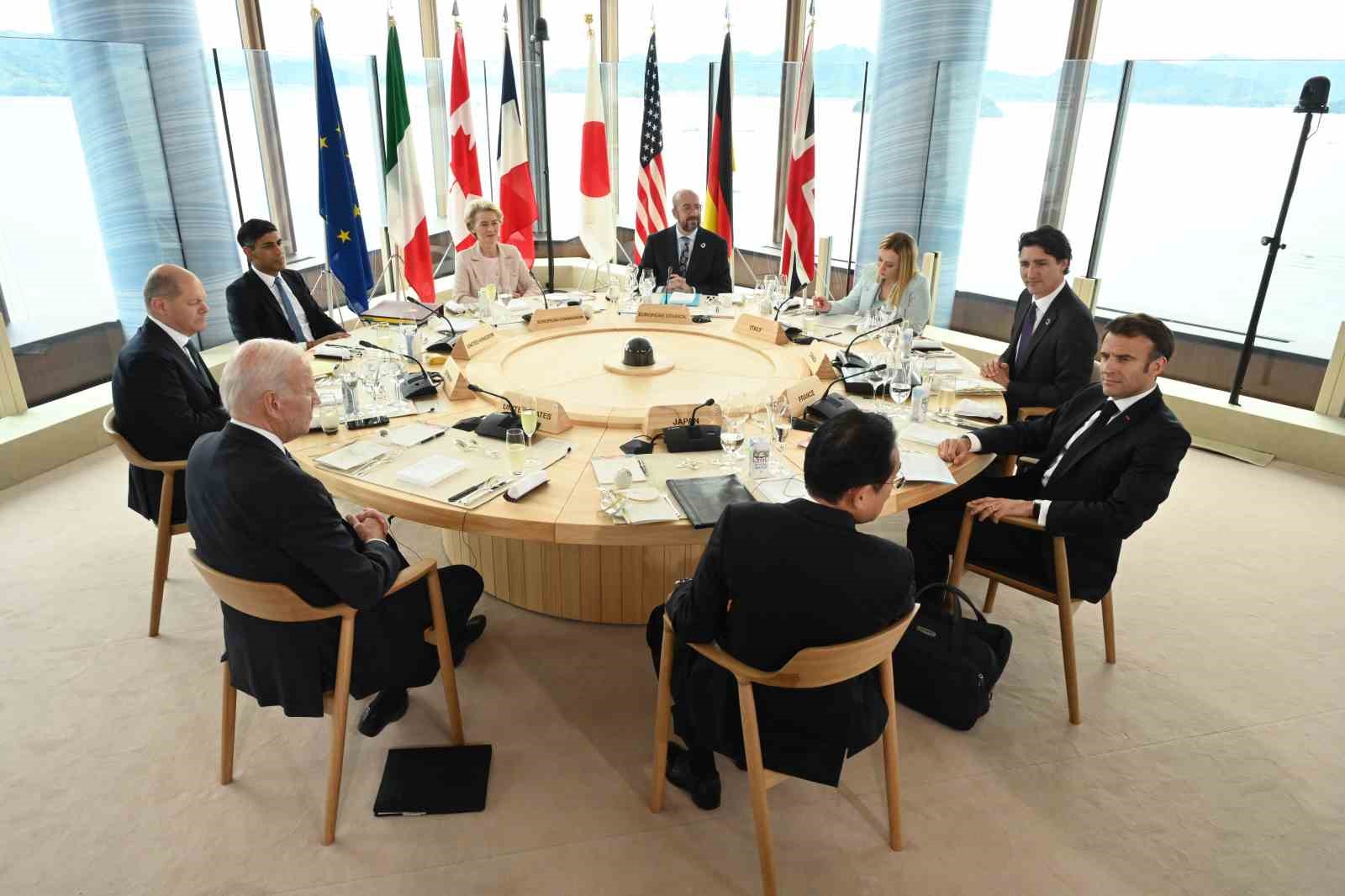 JAPONYA’DA DÜZENLENEN G7 ZİRVESİNDE LİDERLER, RUSYA'NIN UKRAYNA'YA YÖNELİK İŞGAL GİRİŞİMİNİ