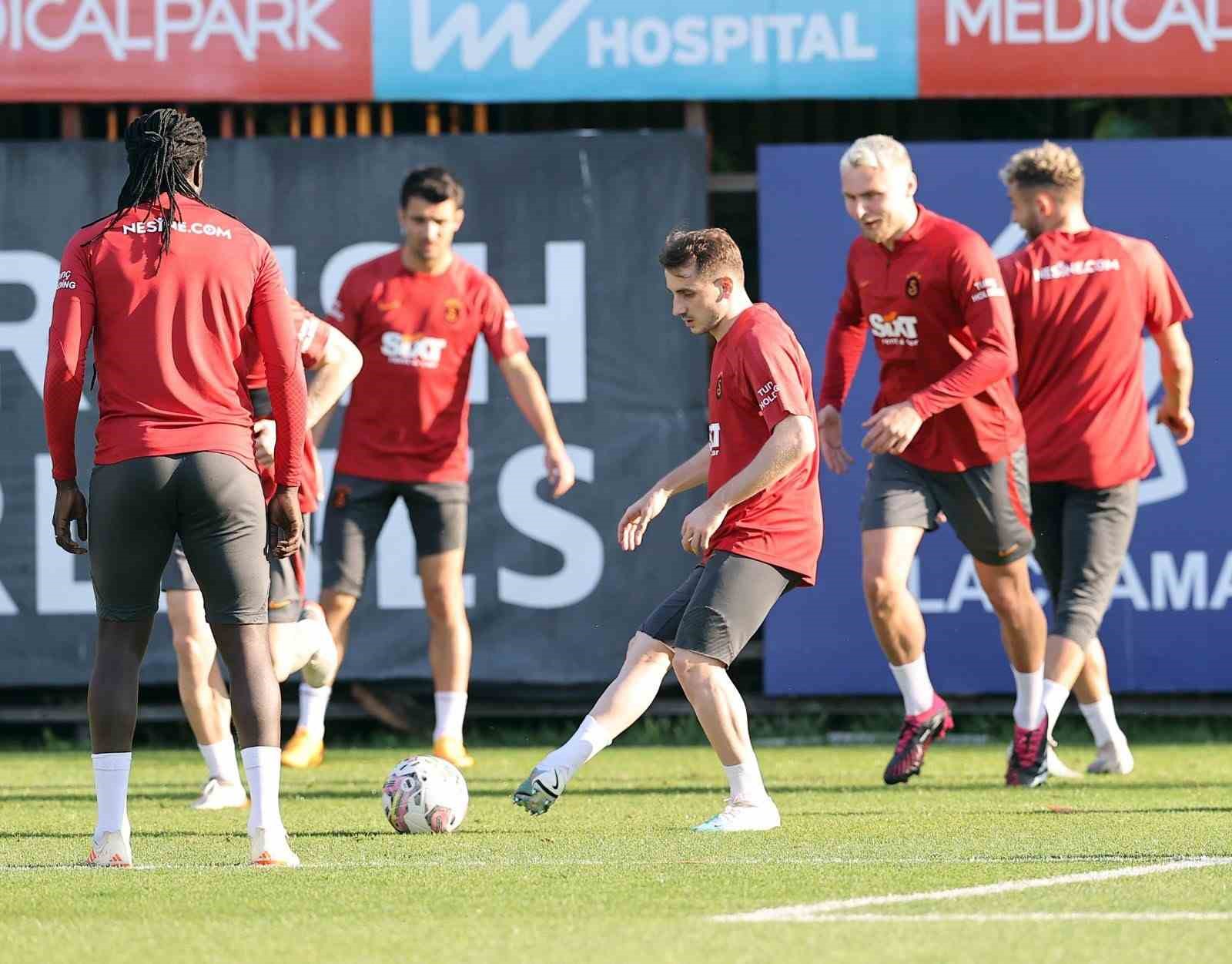 GALATASARAY, SÜPER LİG’İN 34. HAFTASINDA İSTANBULSPOR İLE OYNAYACAĞI MAÇIN HAZIRLIKLARINI