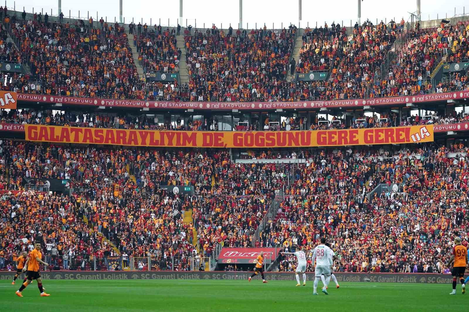 GALATASARAY İLE SİVASSPOR ARASINDA NEF STADYUMU’NDA OYNANAN KARŞILAŞMAYI 44 BİN