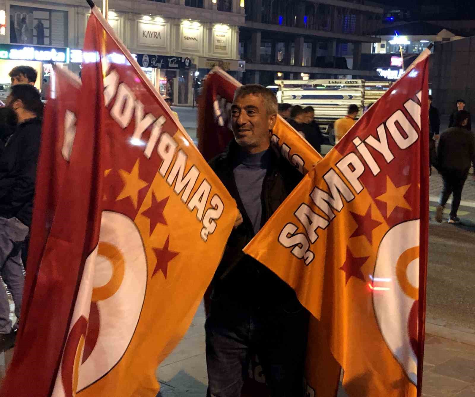 GALATASARAY’IN ŞAMPİYONLUĞU ERZİNCAN’DA COŞKUYLA KUTLANDI