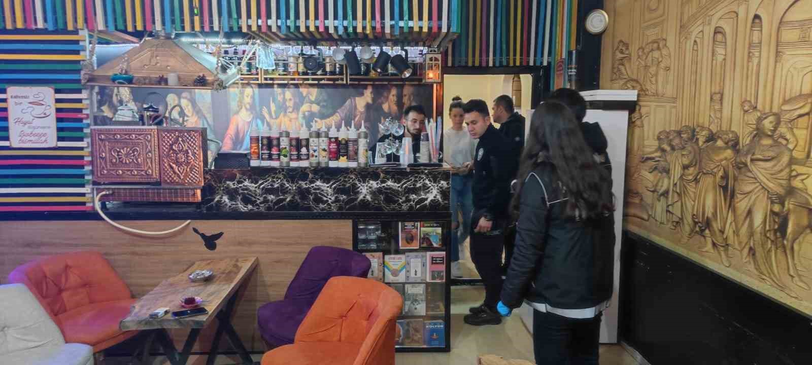 GEDİZ’DE EĞLENCE MEKANLARINDA UYUŞTURUCU DENETİMİ