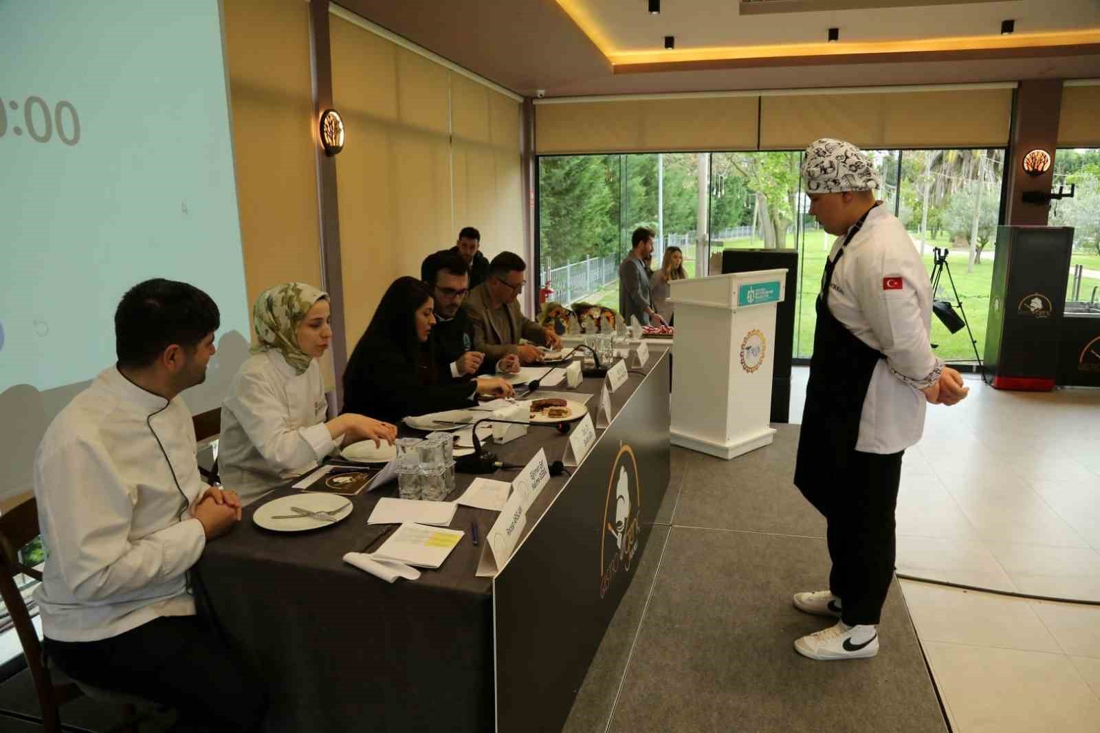 KOCAELİ’DE GELECEĞİN ŞEF ADAYLARI İÇİN ‘KOCAELİ GASTRO GENÇ’ YARIŞMASI DÜZENLENDİ.