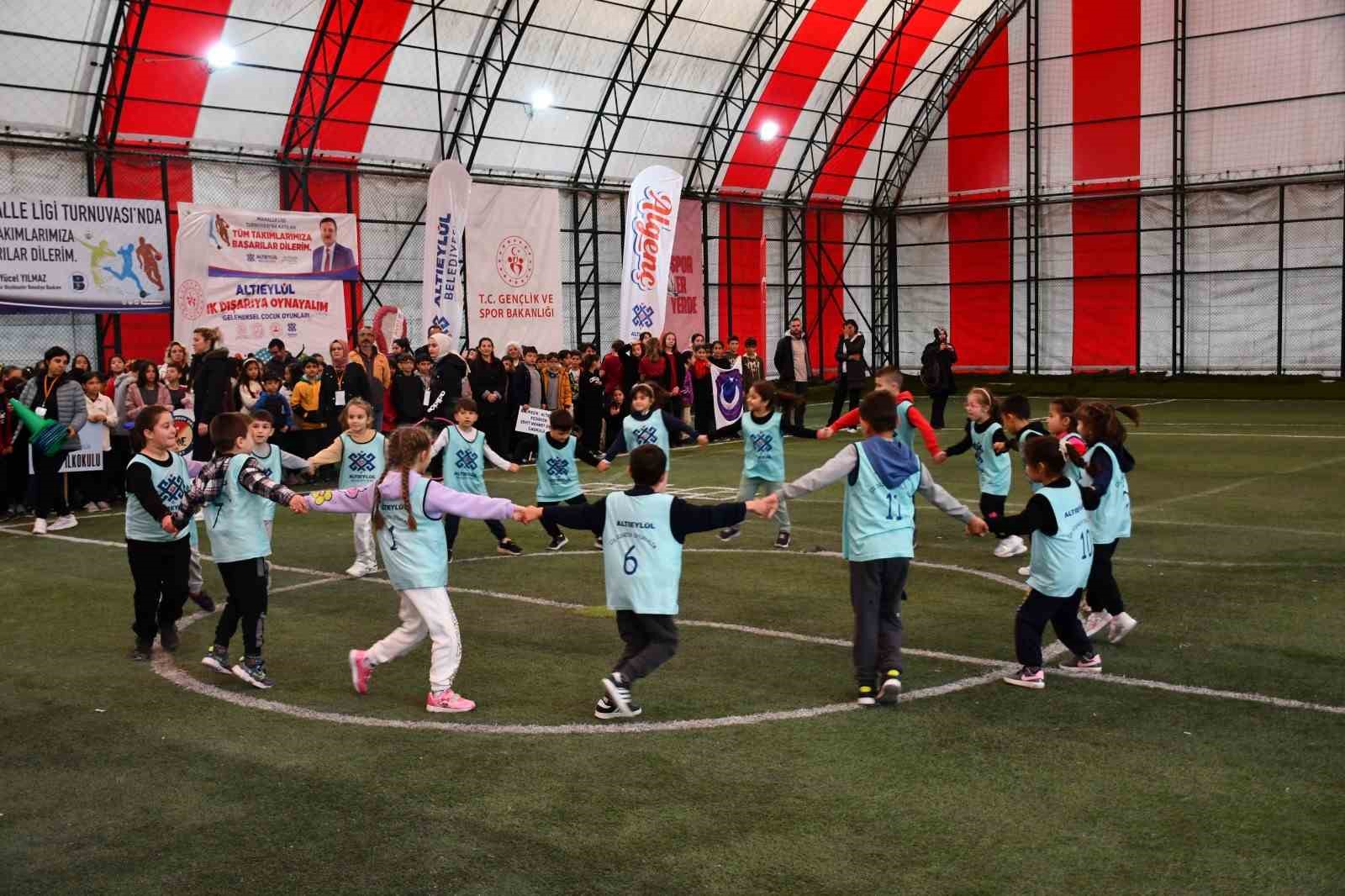 GELENEKSEL ÇOCUK OYUNLARI ŞENLİKLERİ YAPILDI