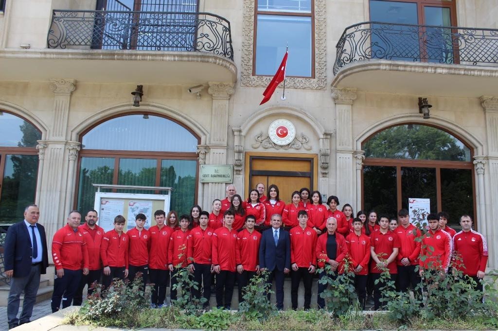 TÜRKİYE CUMHURİYETİ GENCE BAŞKONSOLOSU RECEP ÖZTOP, ÜMİTLER AVRUPA JUDO KUPASI'NA