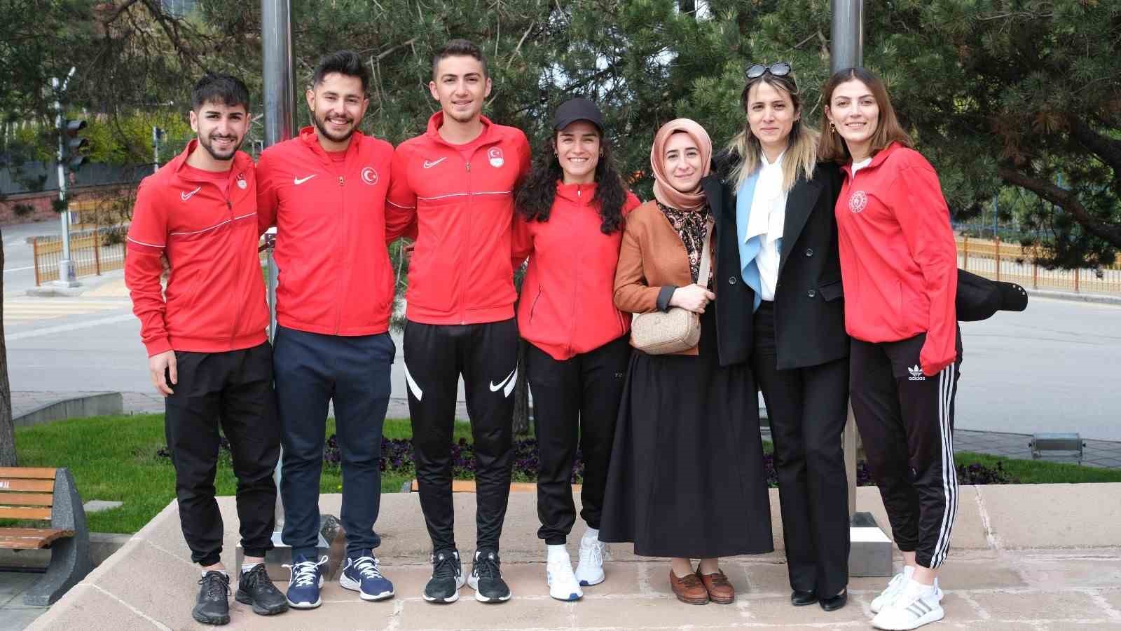 ERZURUM’DA 19 MAYIS ATATÜRK’Ü ANMA, GENÇLİK VE SPOR BAYRAMI GENÇLİK