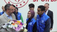 GENÇLİK VE SPOR BAKANI MEHMET KASAPOĞLU, BALIKESİR’İN BANDIRMA İLÇESİNDE ZİYARETLERDE