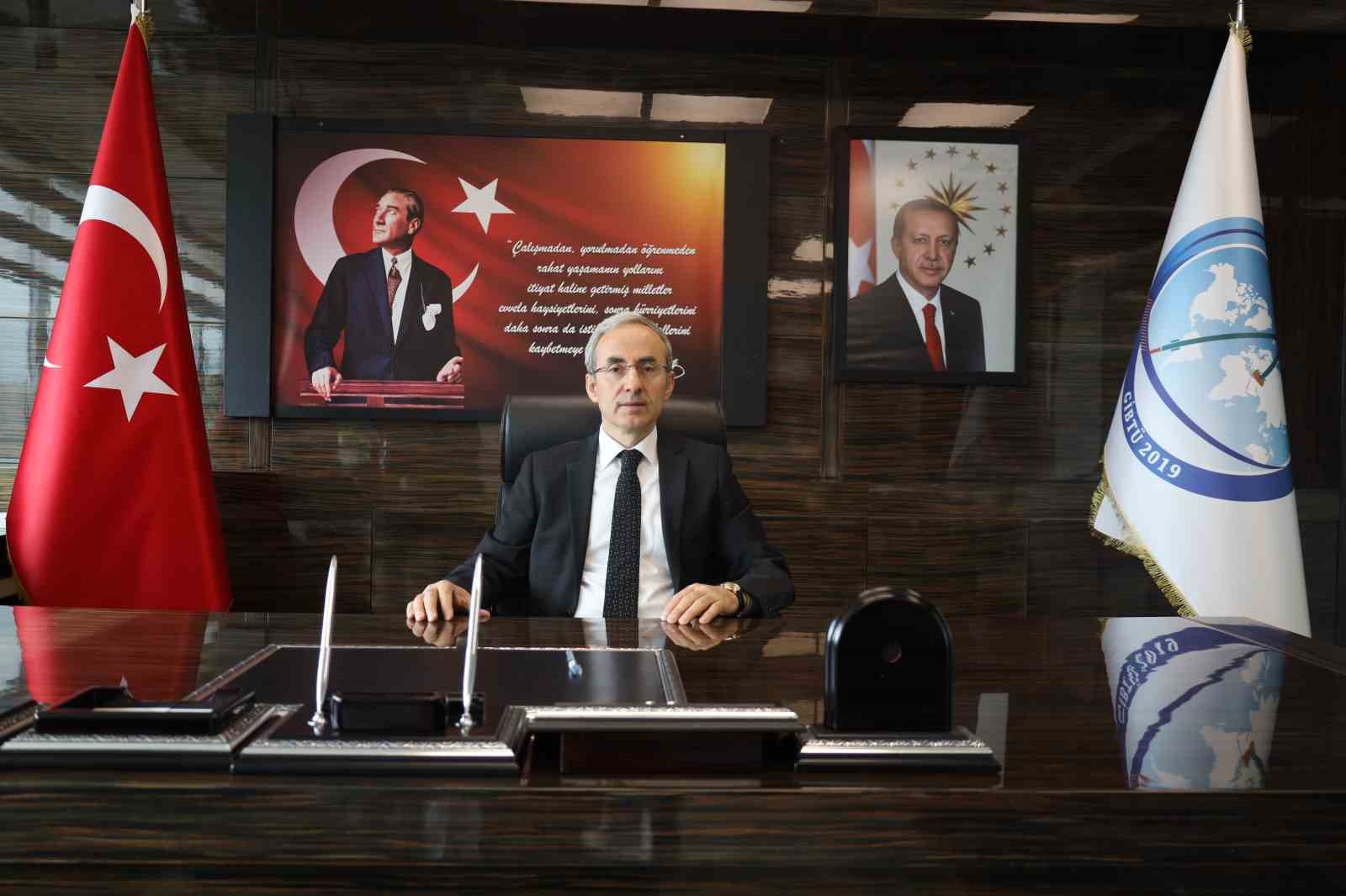 “TEKNOLOJİNİN VERİMLİ KULLANIMI, TEKNOLOJİ BAĞIMLILIĞI VE ÇÖZÜM ÖNERİLERİ” GİBTÜ’DE ELE