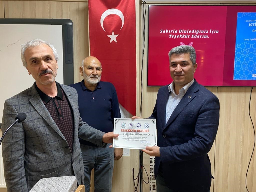 TÜRKİYE YAZARLAR BİRLİĞİ ERZİNCAN ŞUBESİNİN HAFTALIK KÜLTÜREL PROGRAMLARI DEVAM EDİYOR