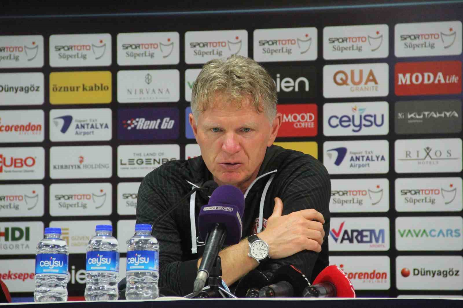 FTA ANTALYASPOR TEKNİK SORUMLUSU ALFONS GROENENDİJK, BEŞİKTAŞ MAÇININ ARDINDAN İYİ