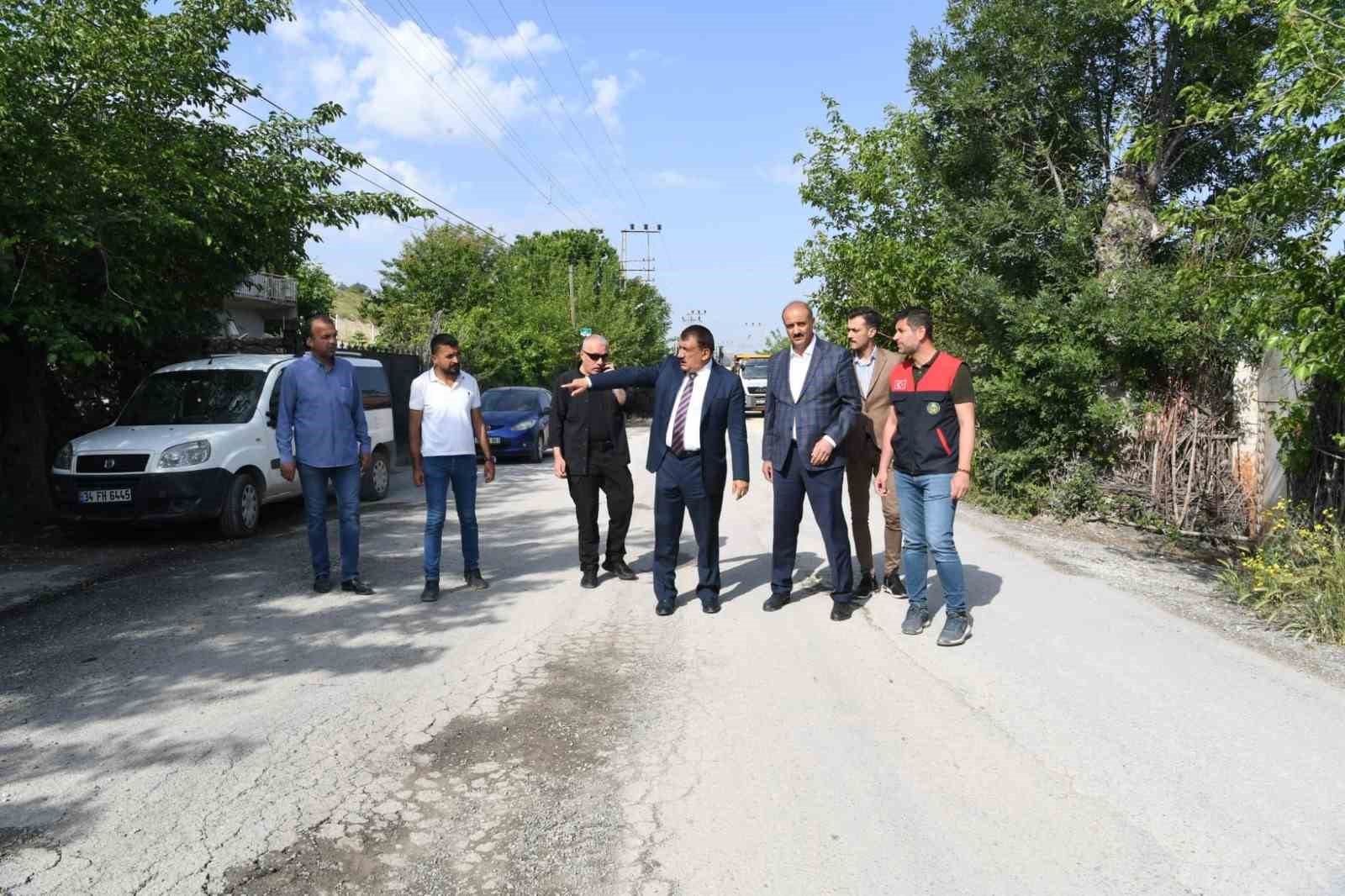 MALATYA BÜYÜKŞEHİR BELEDİYE BAŞKANI SELAHATTİN GÜRKAN YOL GÜZERGAHLARINDA ZEMİN İYİLEŞTİRME