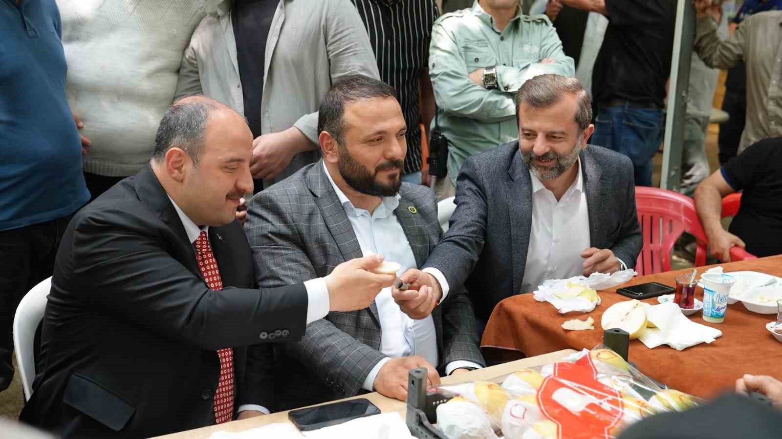 SANAYİ VE TEKNOLOJİ BAKANI MUSTAFA VARANK’IN, GÜRSU BELEDİYE BAŞKANI MUSTAFA