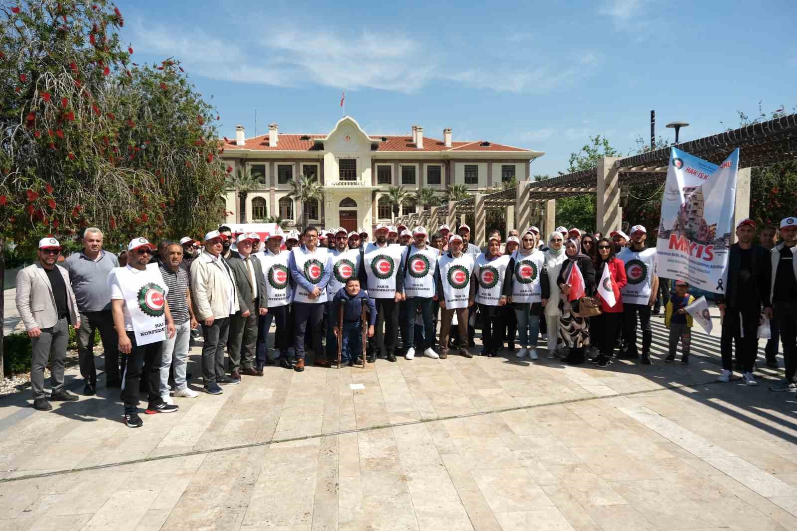 HAK-İŞ KONFEDERASYONU TARAFINDAN BASIN AÇIKLAMASI DÜZENLENDİ.
