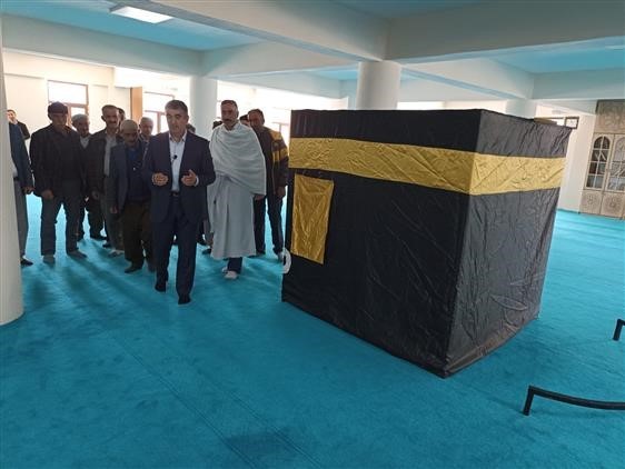 HAKKARİ'DE 2023 YILI HAC ORGANİZASYONUNDA HACCA GİTMEK ÜZERE KESİN KAYIT