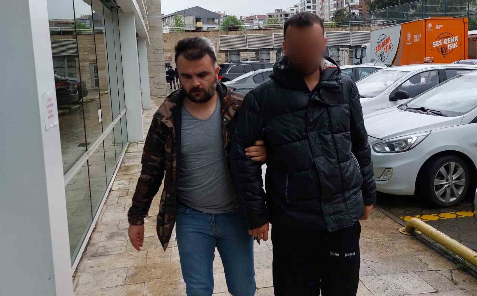 SAMSUN'DA HALI SAHA MAÇINDA OYUNCULAR ARASINDA ÇIKAN KAVGADA BİR KİŞİNİN