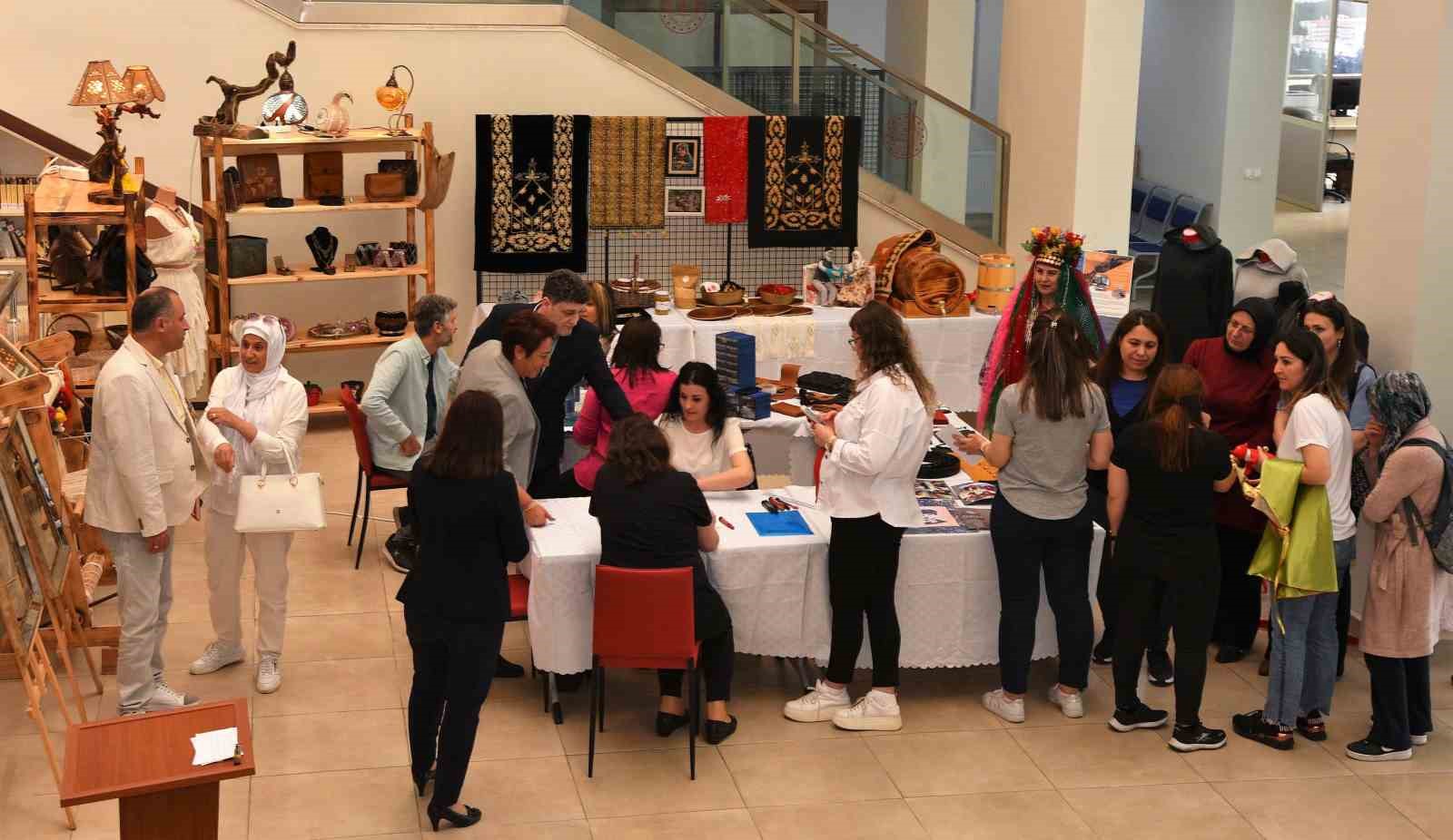 DENİZLİ’DE HAYAT BOYU ÖĞRENME FAALİYETLERİNİN ÖNEMİ VE FARKINDALIĞININ ARTIRILMASI AMACIYLA