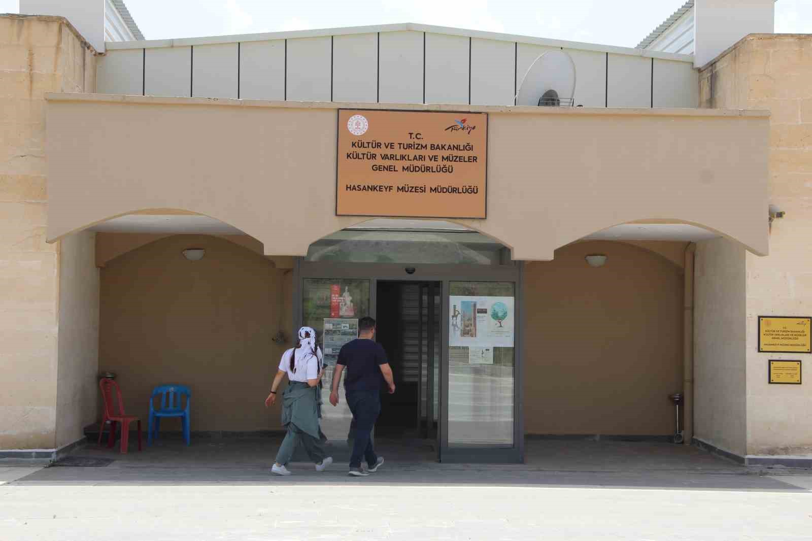 TARİHİ HASANKEYF İLÇESİNDE VEYSEL EROĞLU BARAJI KAPSAMINDA, KÜLTÜREL VARLIKLARI KURTARMA