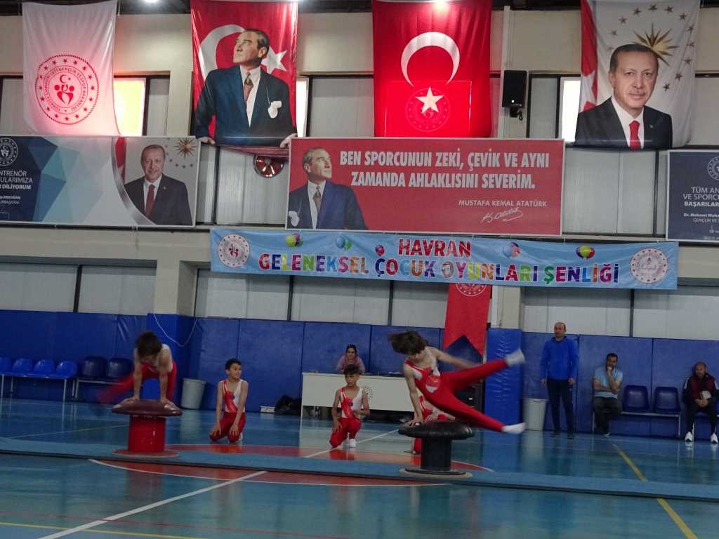 MİLLİ EĞİTİM BAKANLIĞI İLE GENÇLİK VE SPOR BAKANLIĞININ İŞBİRLİĞİYLE DÜZENLENEN