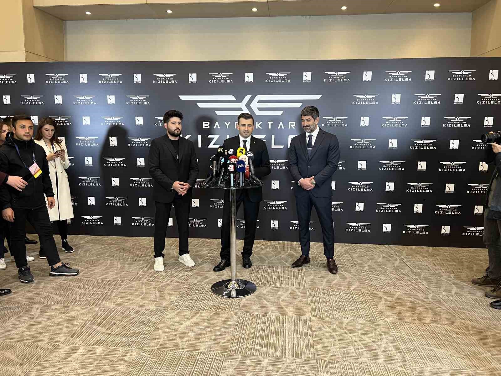 ‘HEDEF KIZILELMA’ BELGESELİ İZLEYİCİYLE BULUŞTU. BELGESELİN GALASINDA AÇIKLAMALARDA BULUNAN BAYKAR