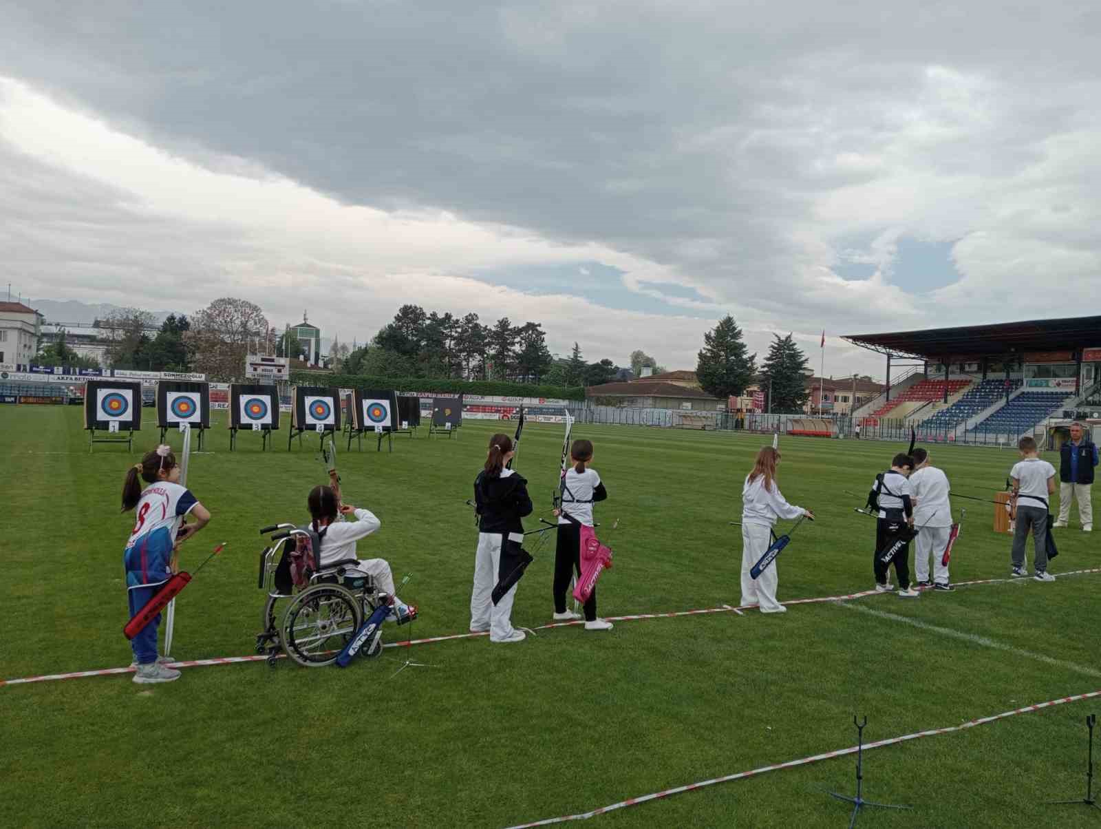 DÜZCE’DE MODERN OKÇULUK İL BİRİNCİLİĞİ MÜSABAKALARI YAPILDI.