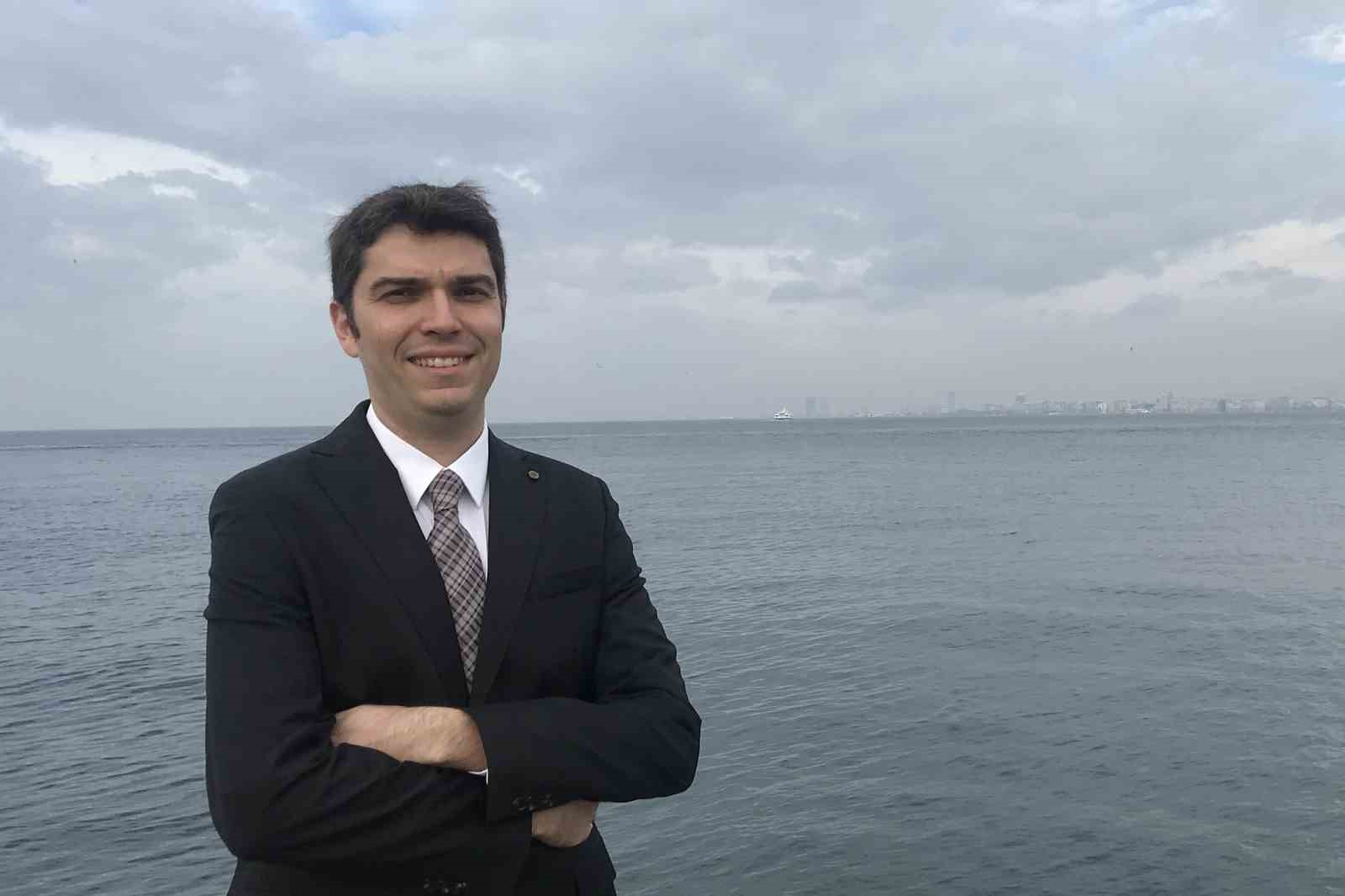 DEÜ MÜHENDİSLİK FAKÜLTESİ ÖĞRETİM ÜYESİ PROF. DR. CAN ÖZGÜR ÇOLPAN,