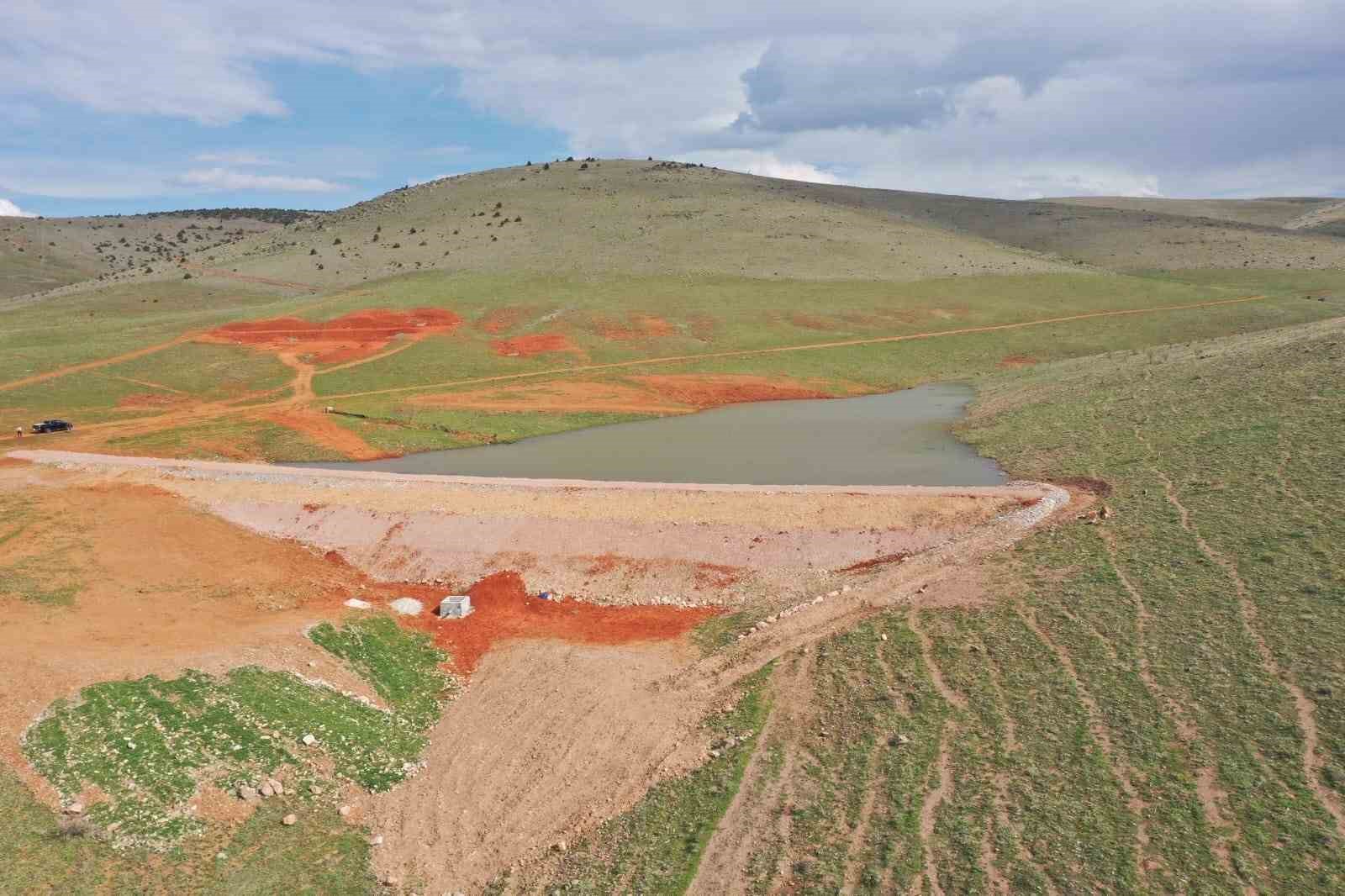 KONYA’NIN HÜYÜK İLÇESİNE BİR SÜRE ÖNCE TARIMSAL KALKINMAYA KATKIDA BULUNULMASI