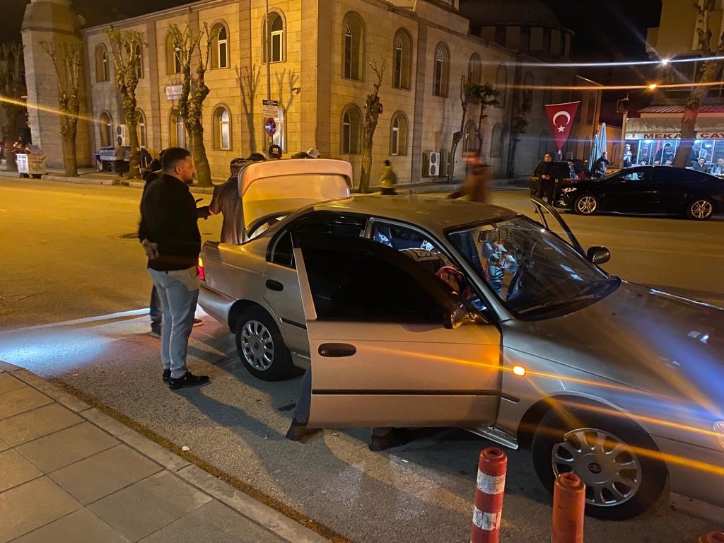 ÇORUM İL EMNİYET MÜDÜRLÜĞÜ TARAFINDAN HUZUR UYGULAMASINDA 3 TABANCA, 2