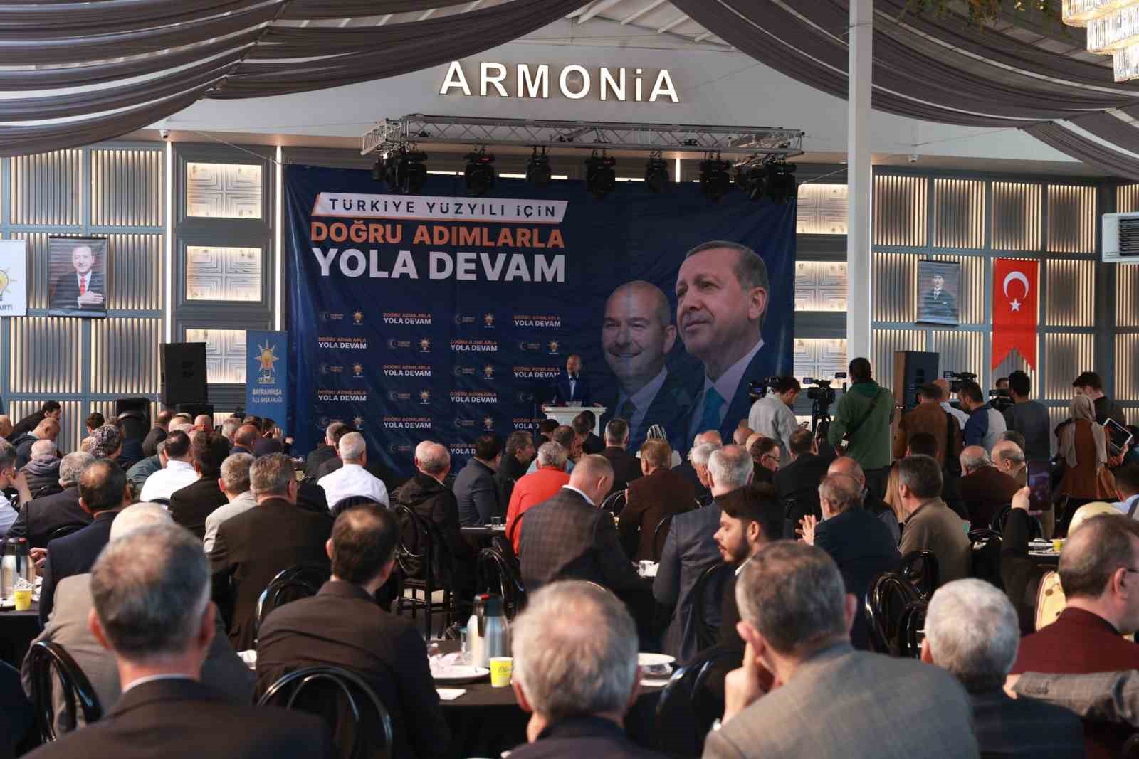 İÇİŞLERİ BAKANI SÜLEYMAN SOYLU, BAYRAMPAŞA’DA SİVİL TOPLUM KURULUŞLARI YETKİLİLERİYLE BİRLİKTE