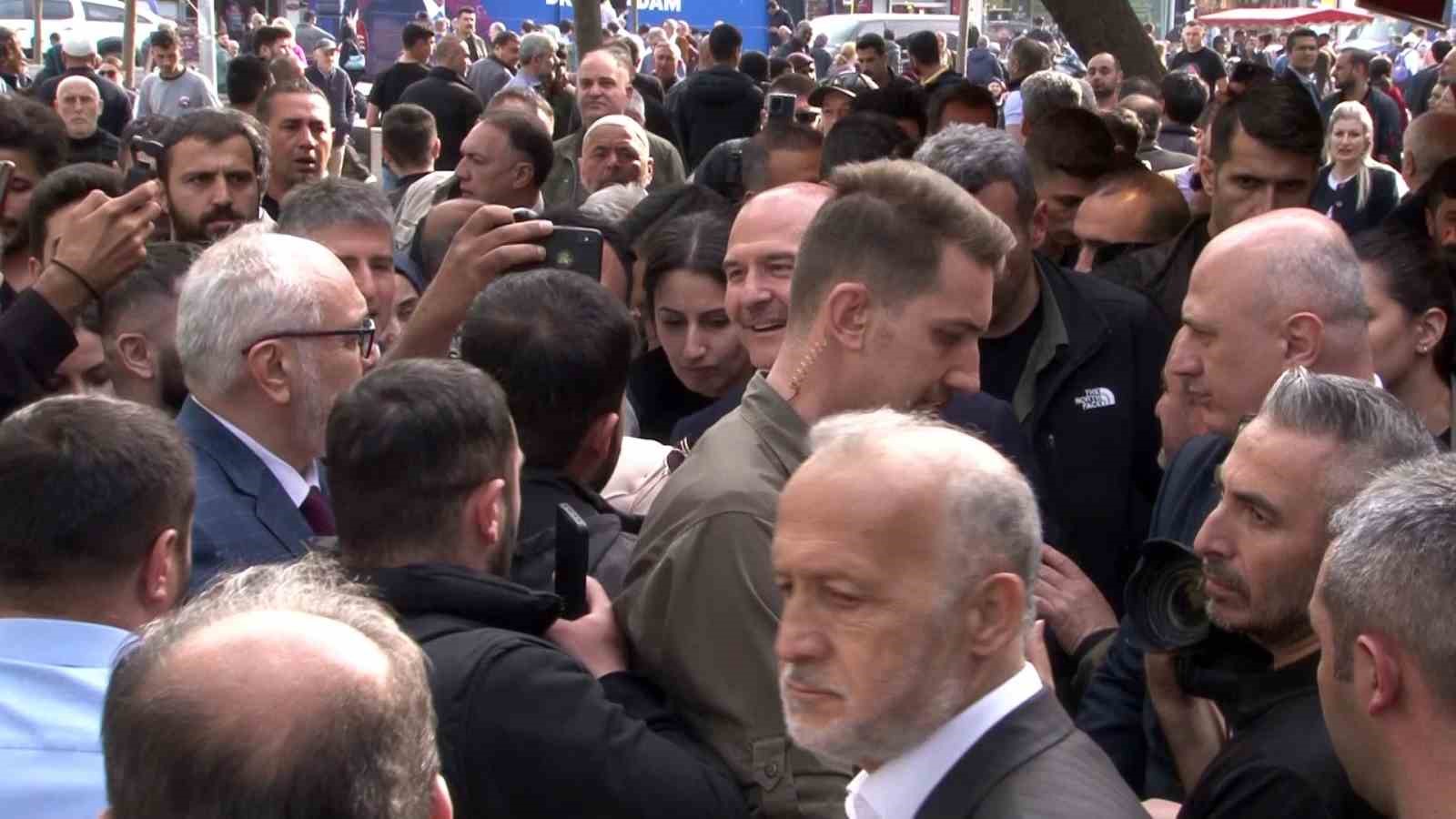 İÇİŞLERİ BAKANI SÜLEYMAN SOYLU, KAPALI ÇARŞI’DA COŞKUYLA KARŞILANDI