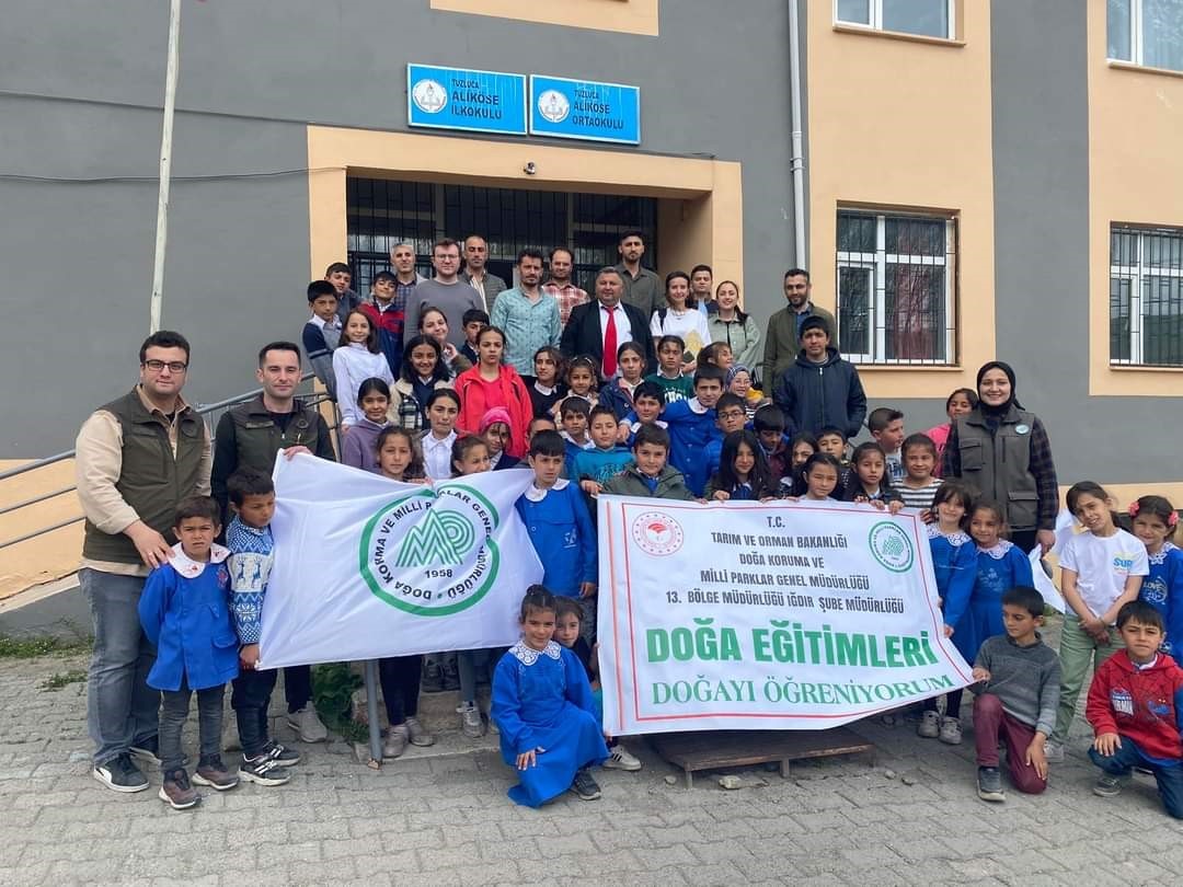 IĞDIR'DA ÖĞRENCİLERE DOĞA EĞİTİMİ