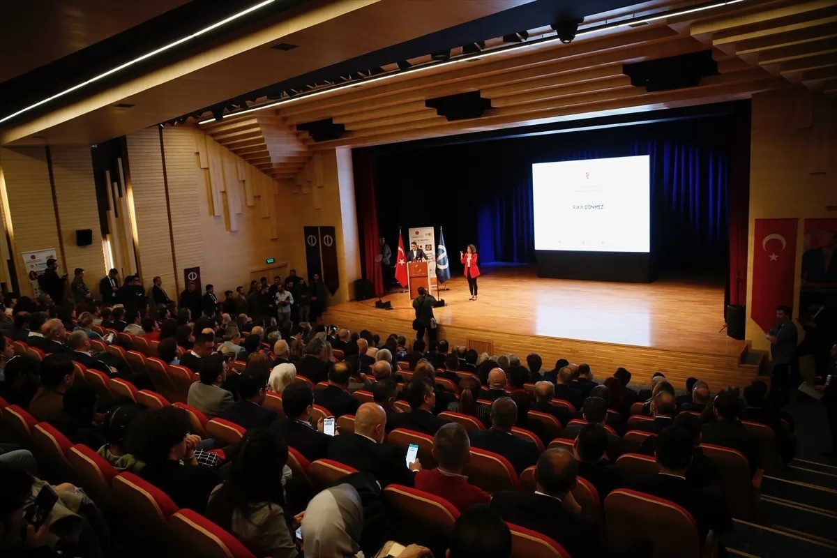 CUMHURBAŞKANLIĞI İNSAN KAYNAKLARI OFİSİ (CBİKO) KOORDİNASYONUNDA, ANADOLU ÜNİVERSİTESİNİN EV SAHİPLİĞİNDE
