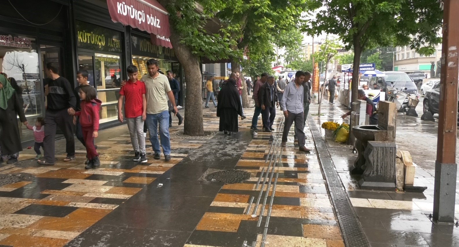 KAHRAMANMARAŞLILAR İKİNCİ TURDA CUMHURBAŞKANI ERDOĞAN’A DAHA FAZLA OY VERDİ.