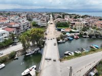 BALIKESİR’İN EDREMİT BELEDİYESİ TARAFINDAN YAZ SEZONU ÖNCESİ YIPRANAN VE ZARAR