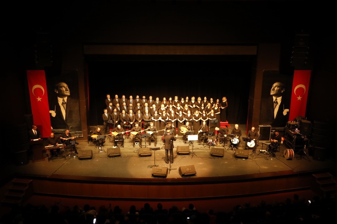 İLKADIM BELEDİYESİ TÜRK HALK MÜZİĞİ KOROSU (THM) TARAFINDAN ‘BAHAR KONSERİ’