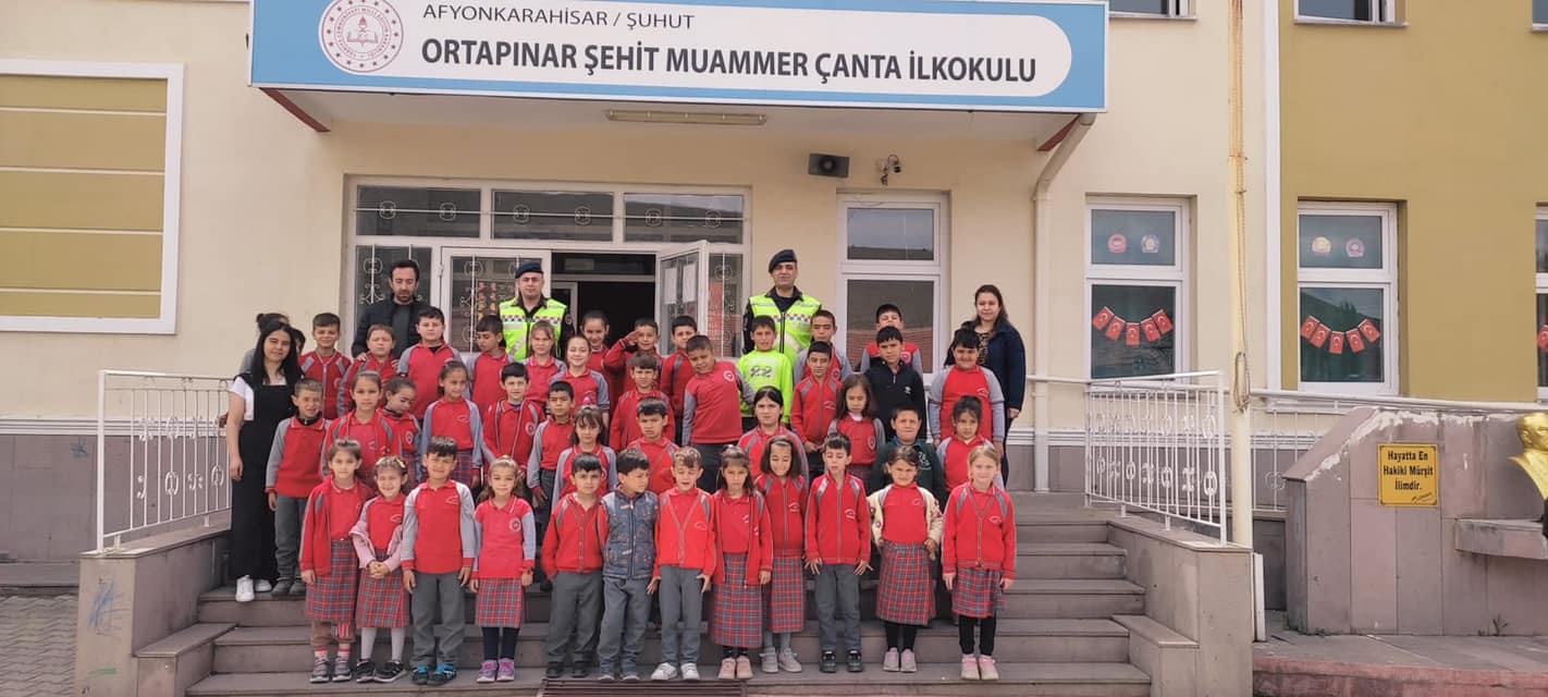 AFYONKARAHİSAR’IN ŞUHUT İLÇESİNDE JANDARMA EKİPLERİ TARAFINDAN İLKOKUL ÖĞRENCİLERİNE YÖNELİK GÜVENLİK